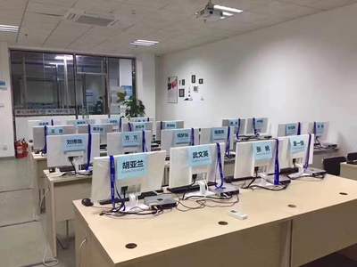 湖北工業(yè)大學(xué)學(xué)子蒞臨藍(lán)鷗廣州實(shí)訓(xùn)——共探軟件開發(fā)新篇章